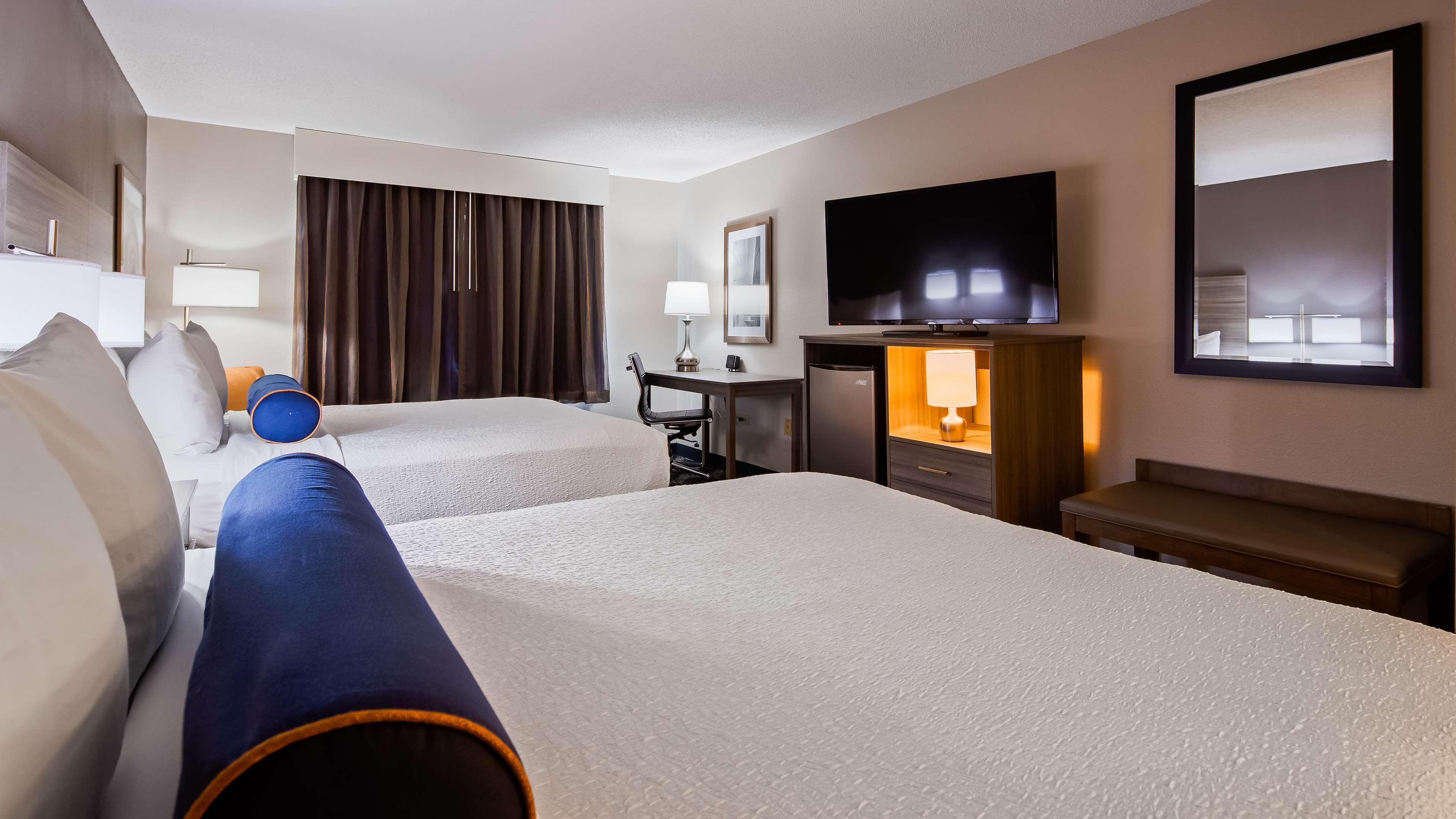 Hotel Western Valley & Salinas