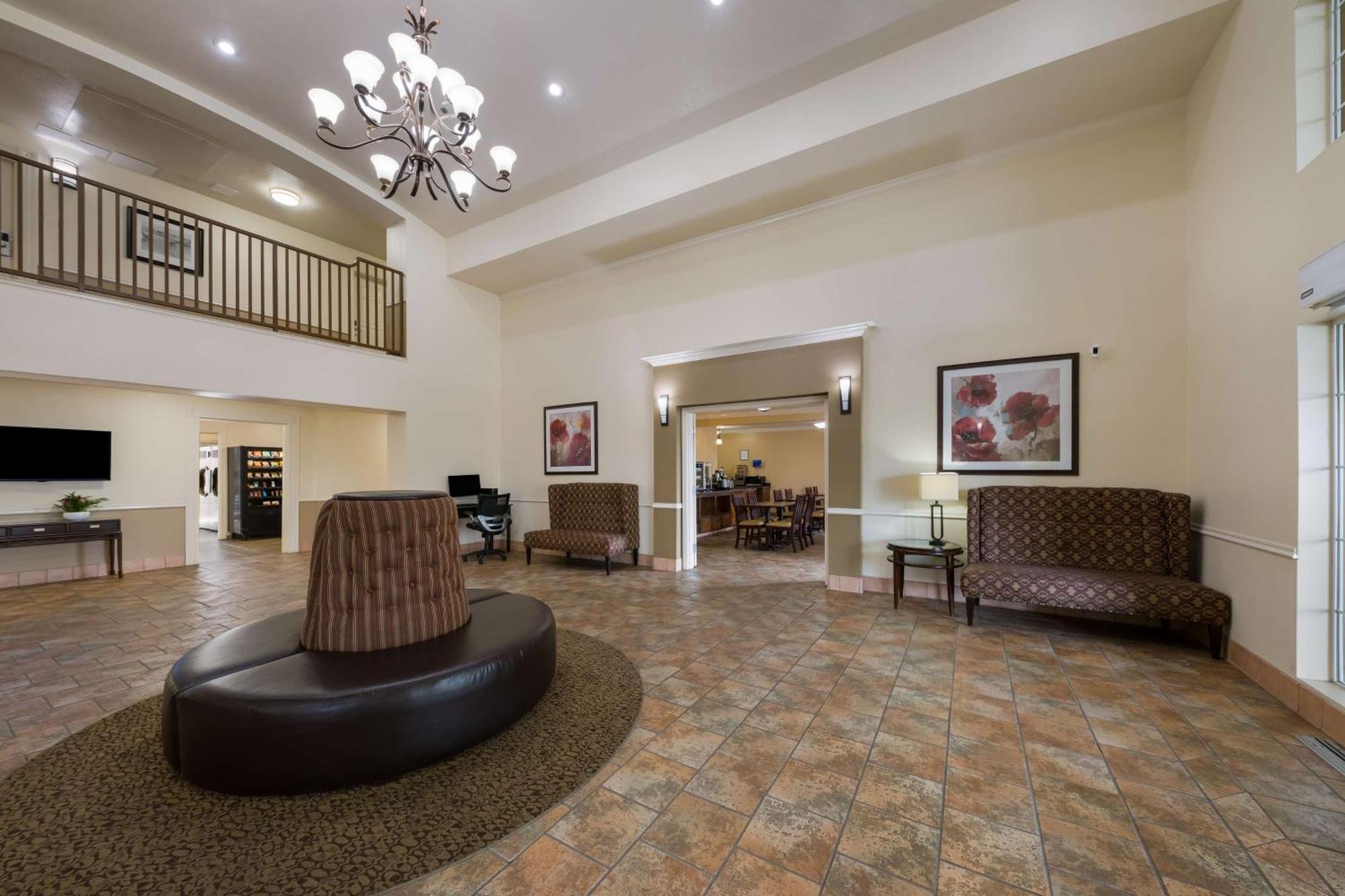 Hotel Western Valley & Salinas