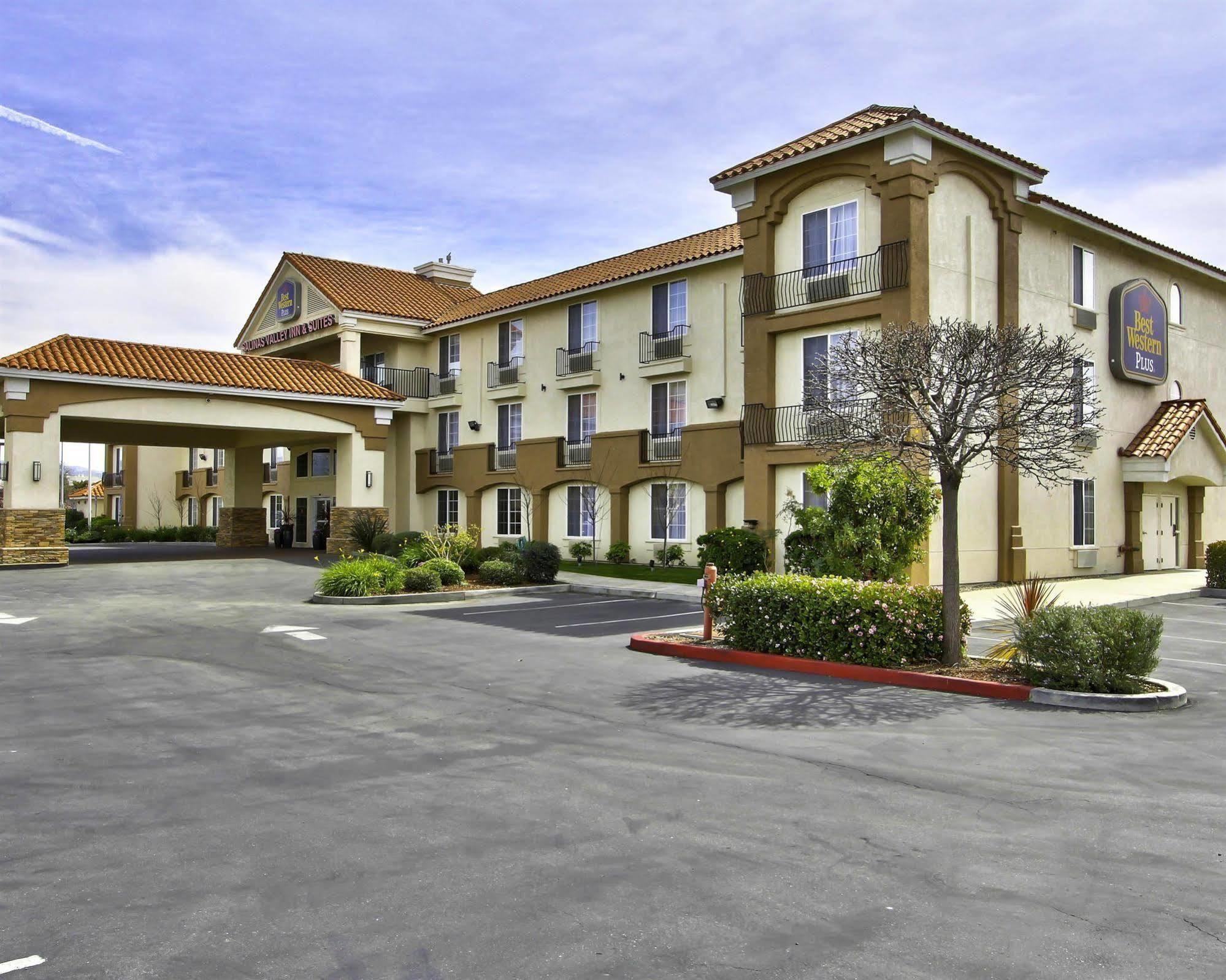 Western Valley & Hotel